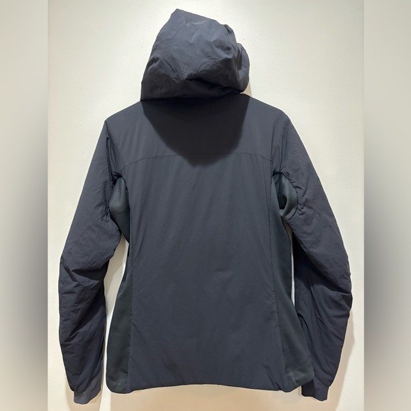 Arc’teryx Atom Hoodie Jacket Black Women’s Medium Outdoors Hiking Camping - Picture 14 of 16